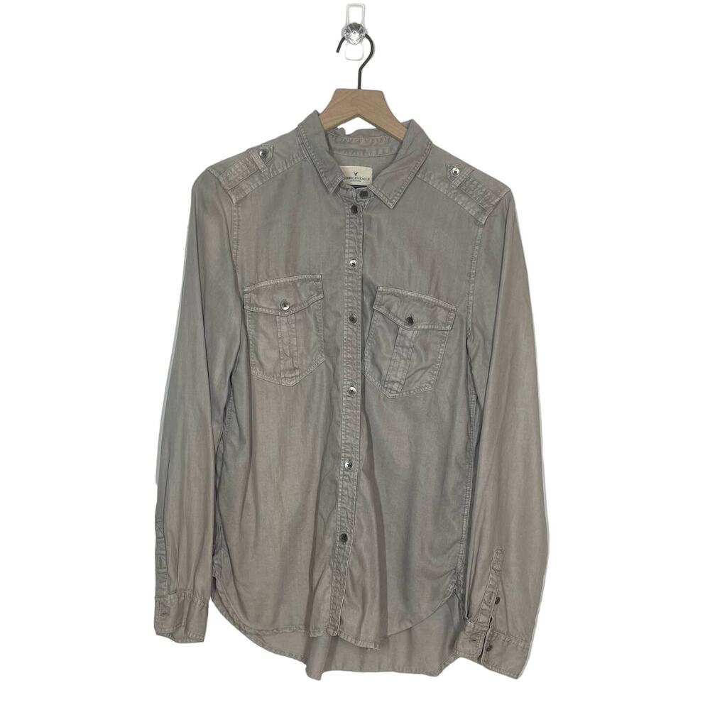 American Eagle Button Down Shirt Women's Size Medium Taupe Boyfriend Fit Washed